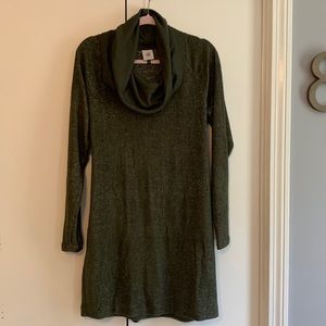 Cabi cowl next dress size small